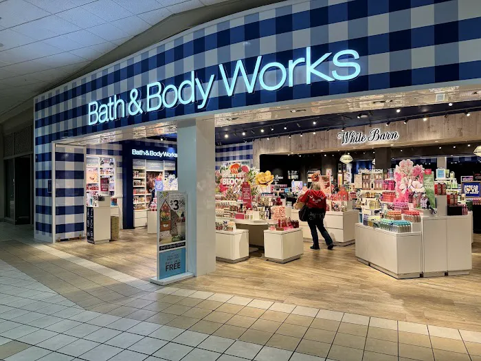 Bath & Body Works 4