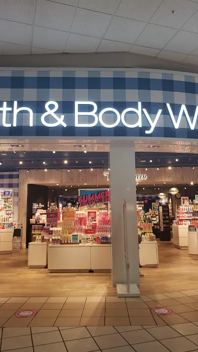 Bath & Body Works 2
