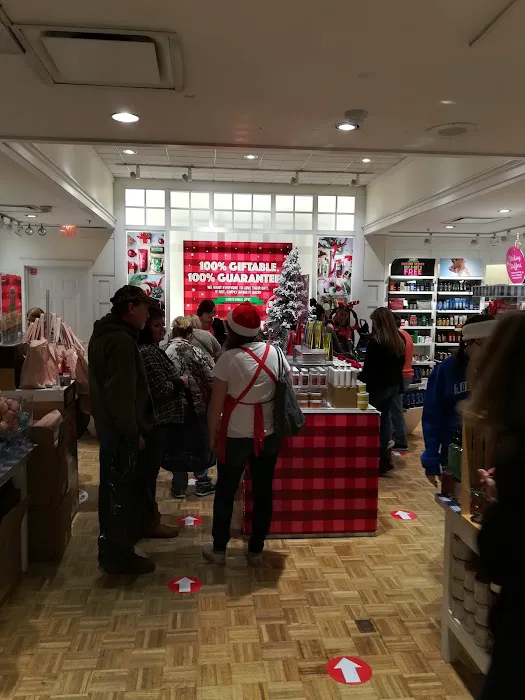 Bath & Body Works 1