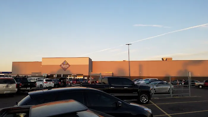 Sam's Club 2