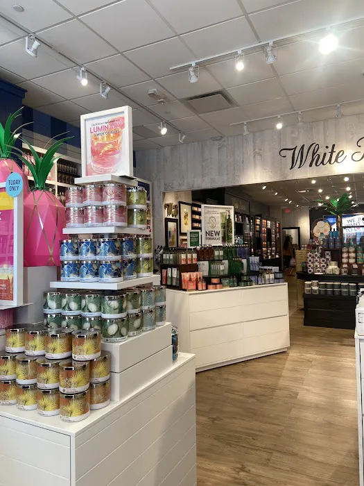 Bath & Body Works 9