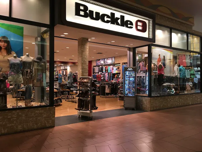 Buckle 0