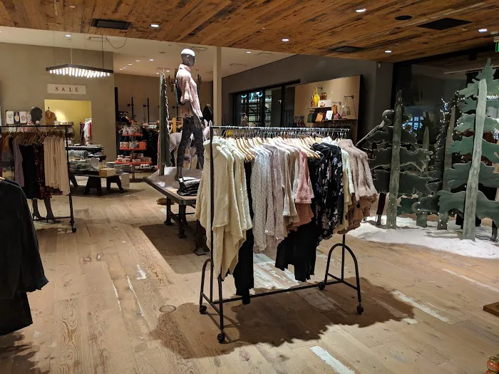 Anthropologie 9