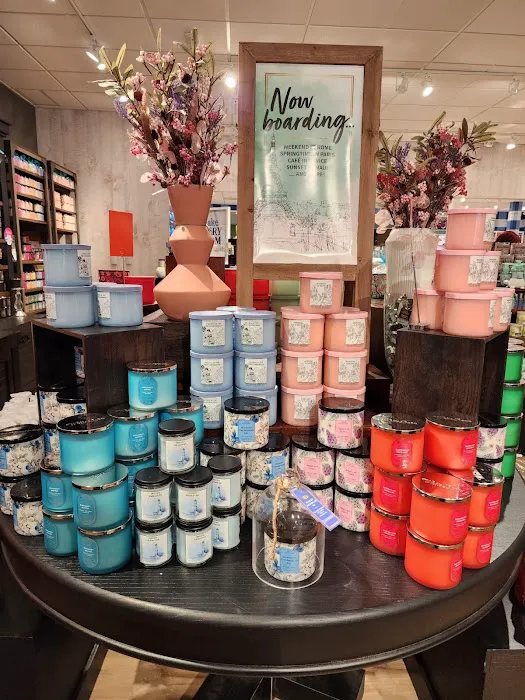 Bath & Body Works 1