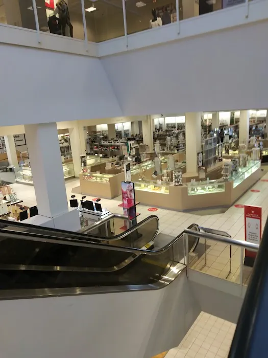 Macy's 0