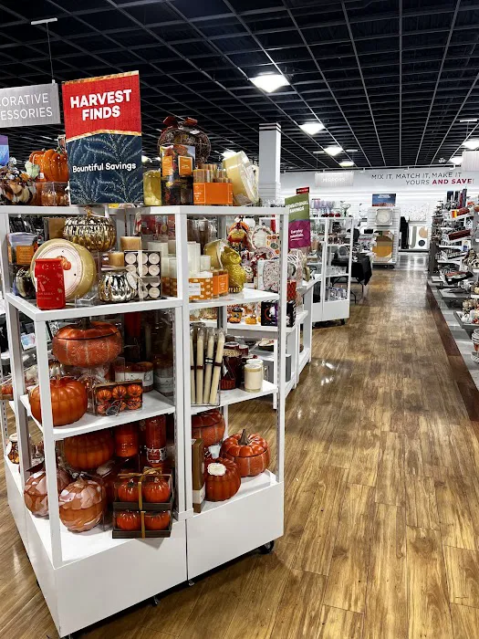 T.J. Maxx & HomeGoods 6