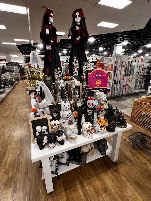T.J. Maxx & HomeGoods 4