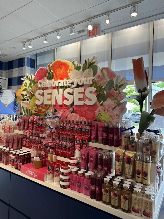 Bath & Body Works 6