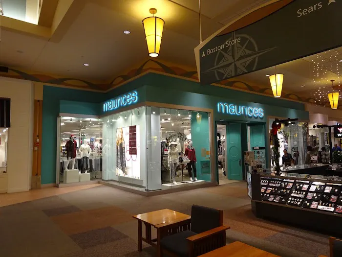 Maurices 5