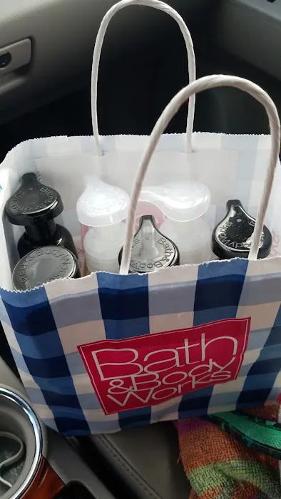 Bath & Body Works 4