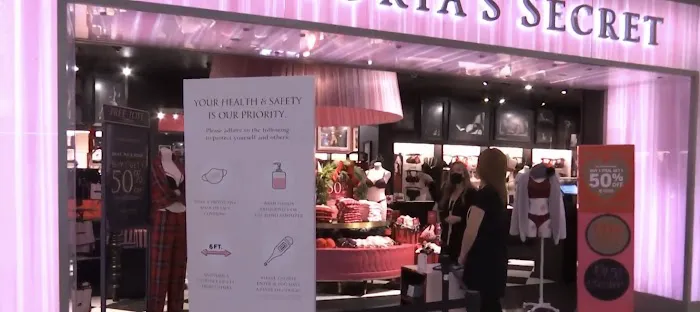 Victoria's Secret & PINK by Victoria's Secret 0