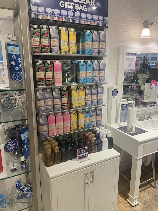 Bath & Body Works 8