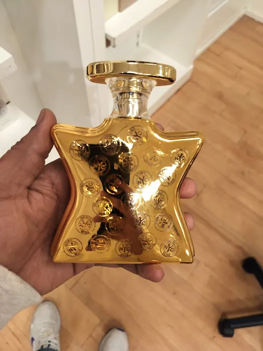 Perfume Villa 8