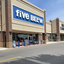Five Below ico
