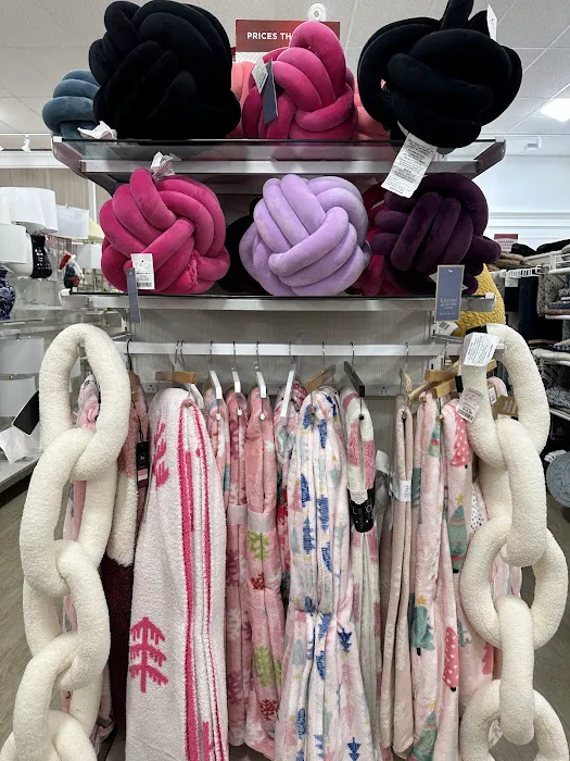 HomeGoods 6