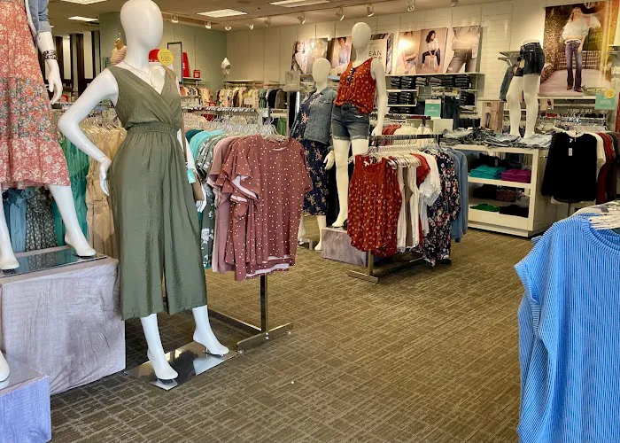 Maurices 1