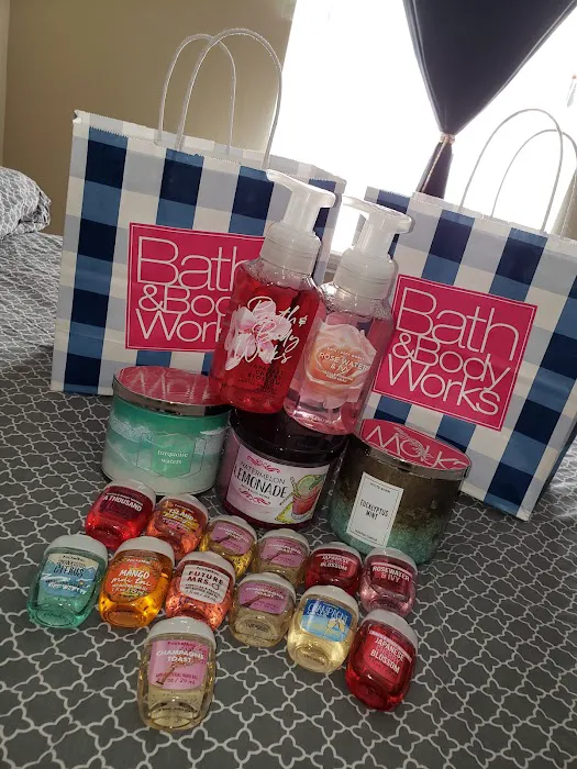Bath & Body Works 9