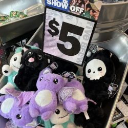 Five Below ico