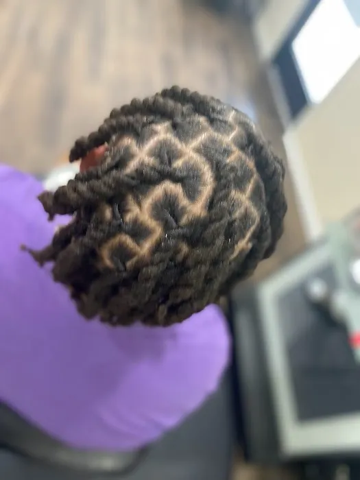 K'Nai Beauty Supply & Salon 6