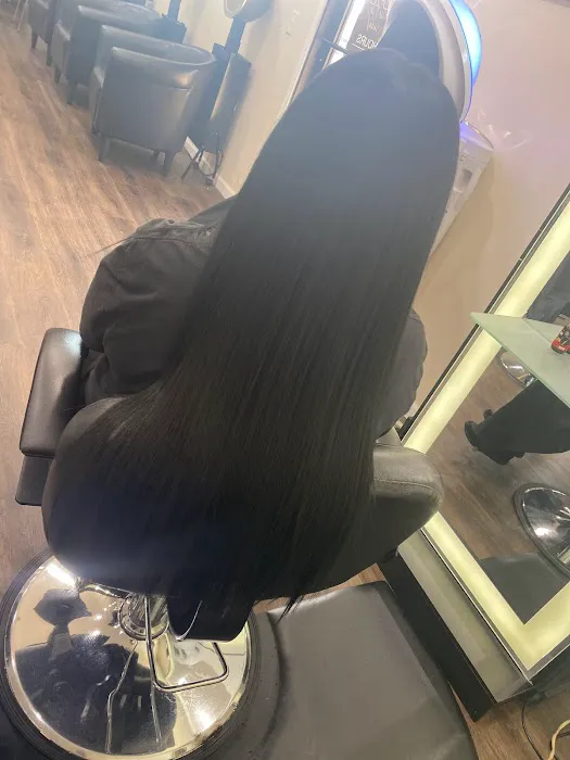 K'Nai Beauty Supply & Salon 3