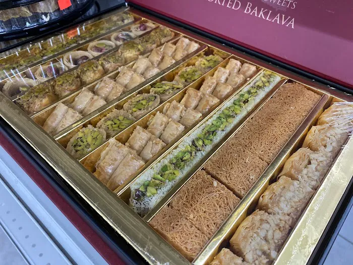 Almadina International Market 7