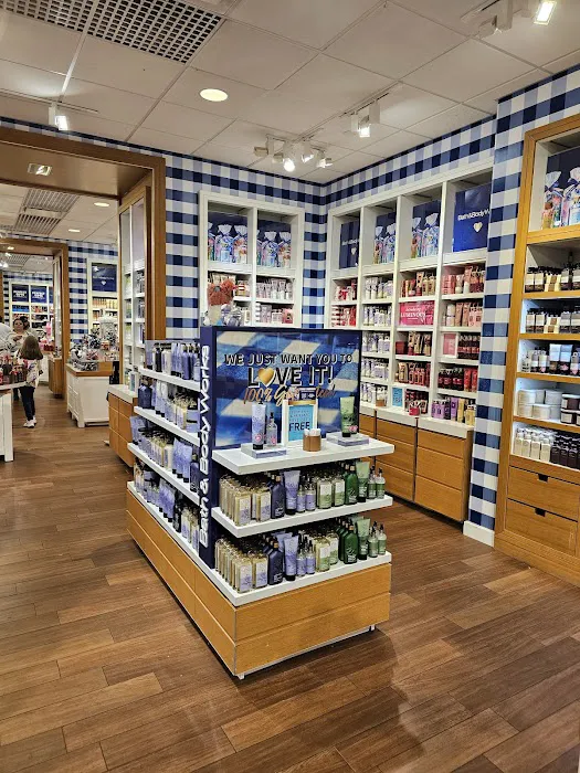 Bath & Body Works 7