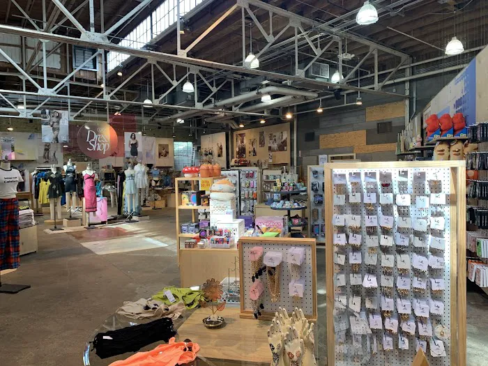 Urban Outfitters 7