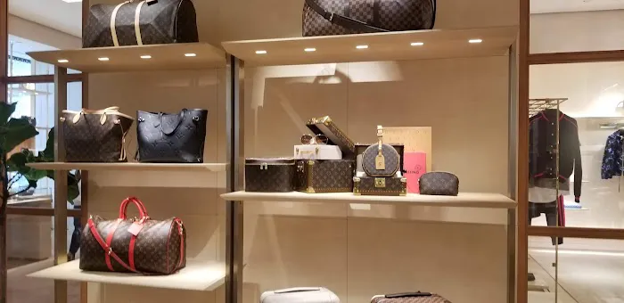 Louis Vuitton Nashville 5