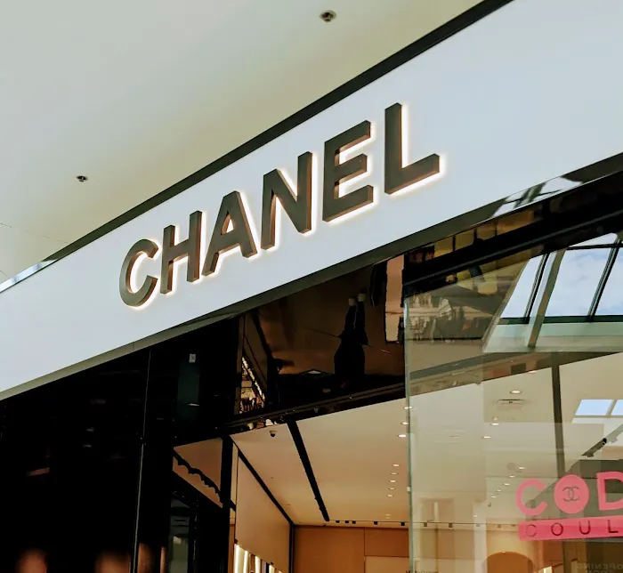CHANEL 6