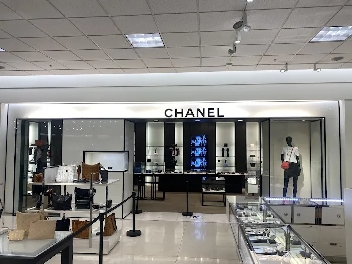 CHANEL 4