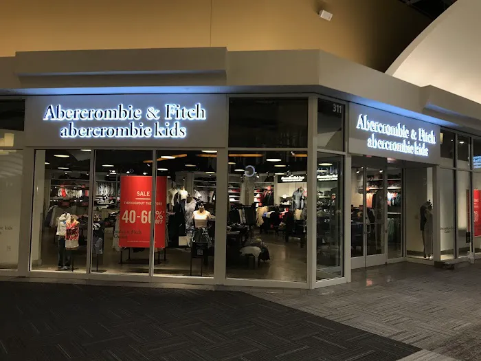 Abercrombie & Fitch 0