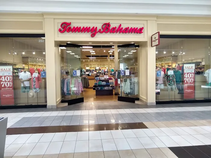 Tommy Bahama Outlet 3