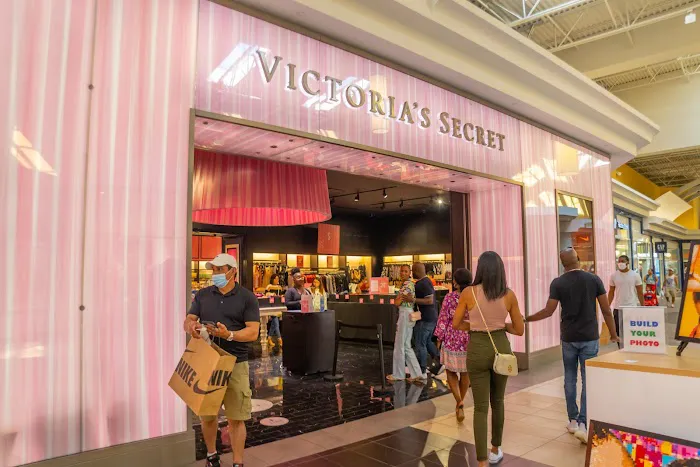 Victoria's Secret & PINK by Victoria's Secret 1