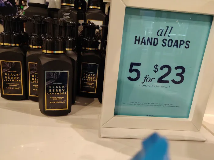 Bath & Body Works 2