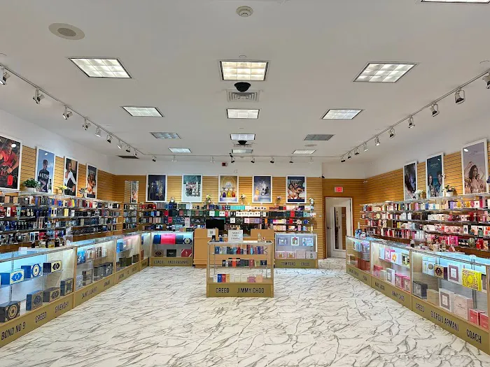 Perfume Palace 0