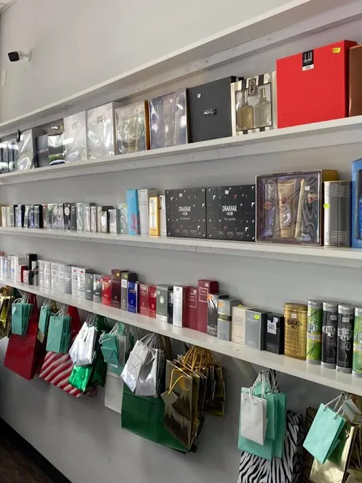 Joyeria y Perfumeria Lesly 0