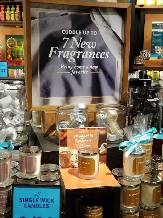 Bath & Body Works 1