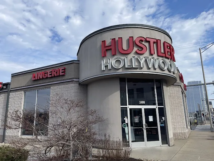 HUSTLER® Hollywood 8