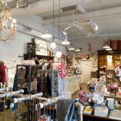 White's Mercantile 12 South ico