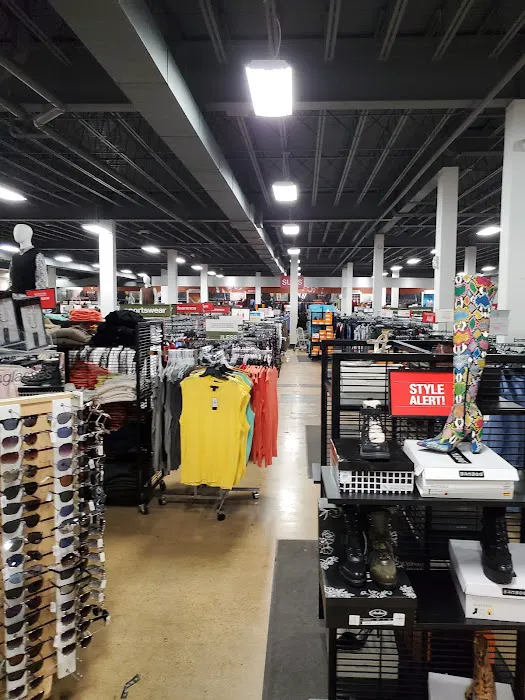 K&G Fashion Superstore 3