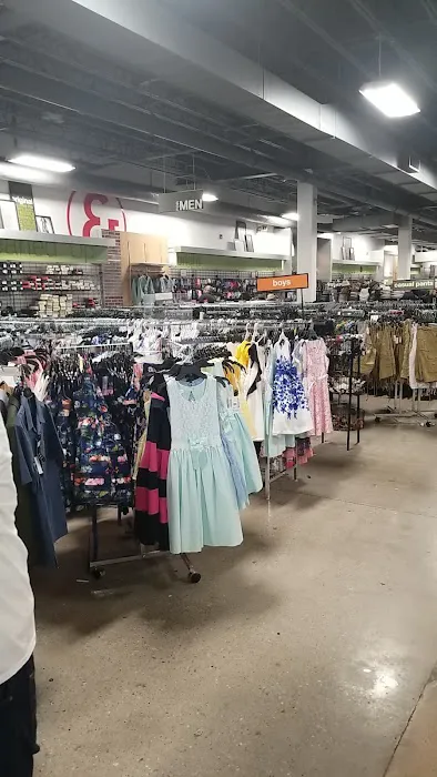 K&G Fashion Superstore 7
