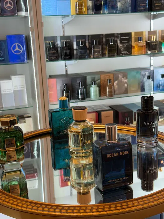 Perfume Bar 2