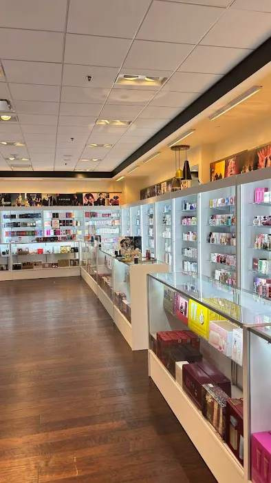 Perfume Bar 4