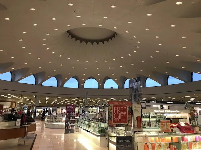 Macy's 0