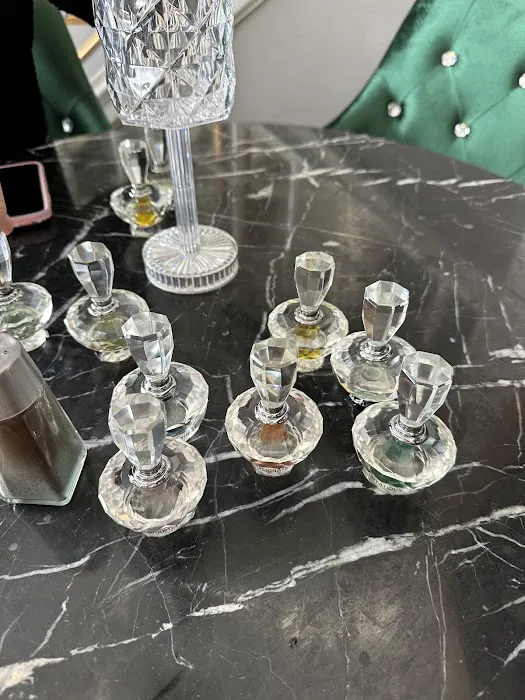 Shelby Marie Luxury Fragrance Bar {Fragrance Making Experience} 7