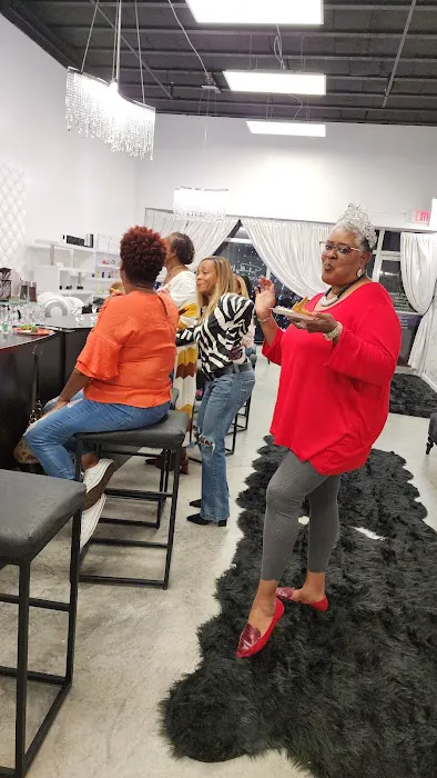 Shelby Marie Luxury Fragrance Bar {Fragrance Making Experience} 0
