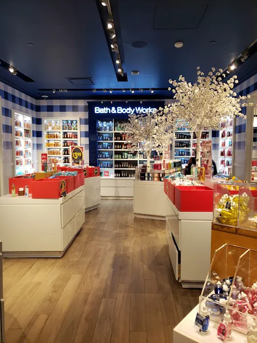 Bath & Body Works 8