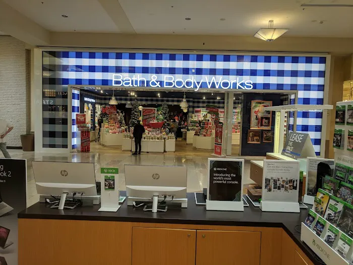 Bath & Body Works 1
