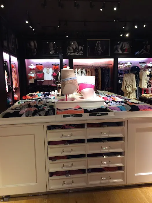 Victoria's Secret 6