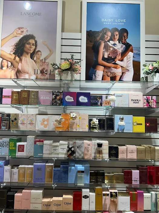 Perfume Palace 5